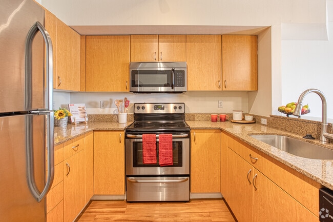 2BR, 2BA - 1163SF - Westwater