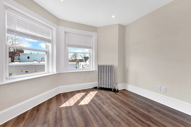 Photo - 105 School St Unit 2