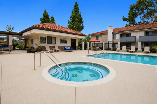 Photo - Shadowridge Woodbend