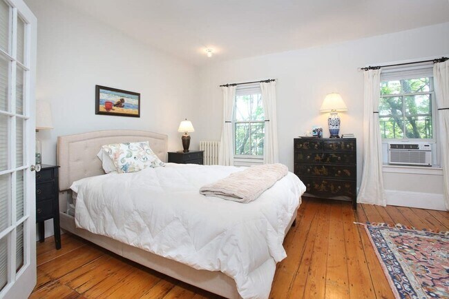 Photo - 120 Appleton St Unidad 4