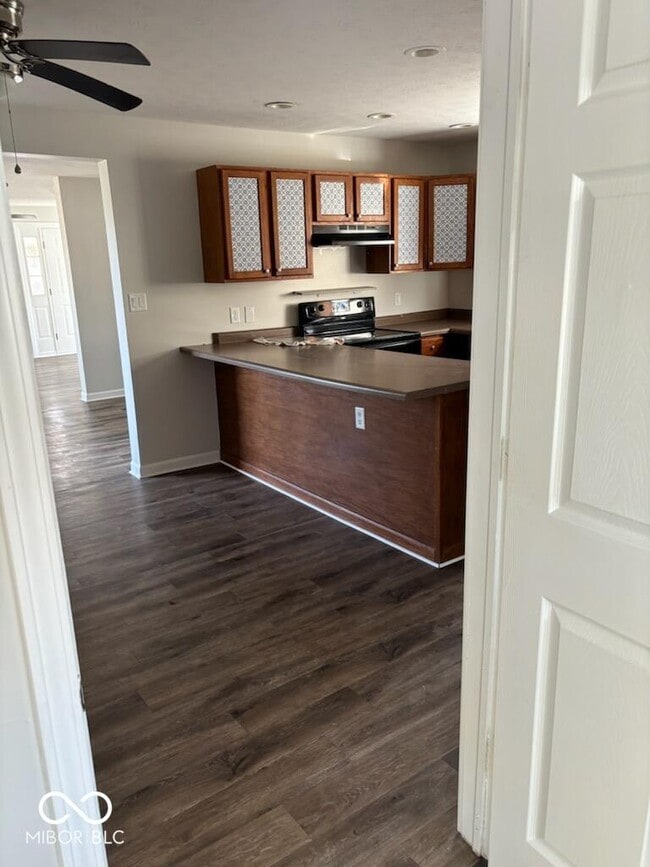 Photo - 505 E 6th St