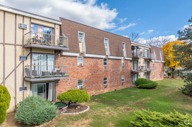 Photo - Fairmont Place