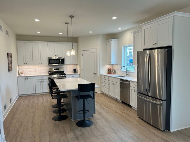 Photo - 5714-5716 Eternity Dr Unit 5716 Eternity Dr