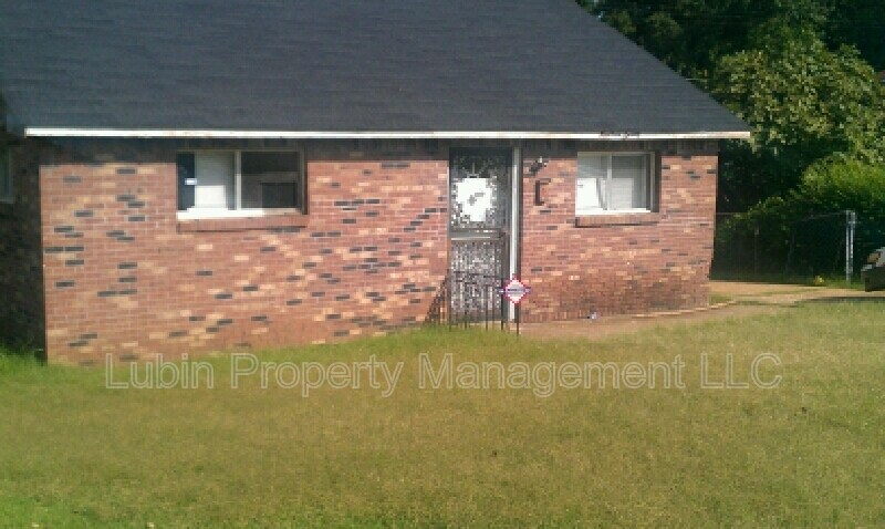 Photo - 1970 Warren St House