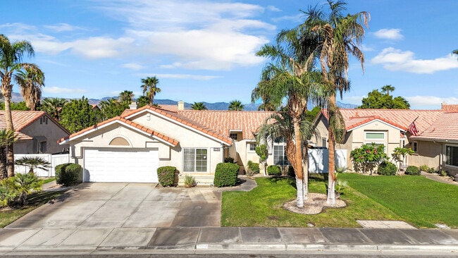 Building Photo - 44295 Las Vistas Dr Rental