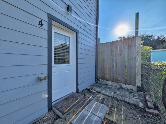 Photo - 1219 33rd St Unidad 4