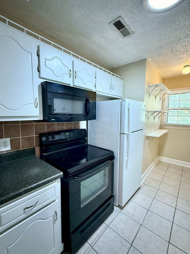 Photo - 1 Bedroom Condo On Chapman Mountain Unit F