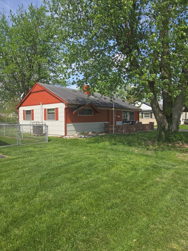 Photo - 604 Carol Dr