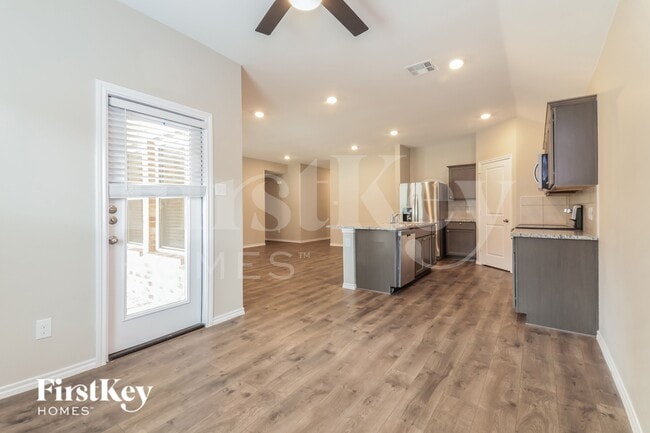 3370 Everly Dr