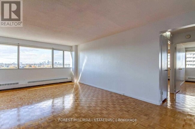 Photo - 715 Don Mills Rd. Unité 1002