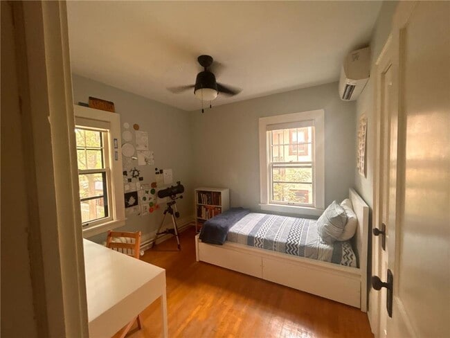 Photo - 749 Fairmount Ave