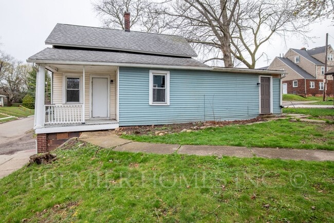 Photo - 3 Bed Home with Basement & Off-Street Parking – $1,395/mo