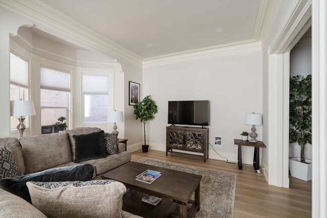 Photo - 529 NW 21st Ave Unit ID1309848P