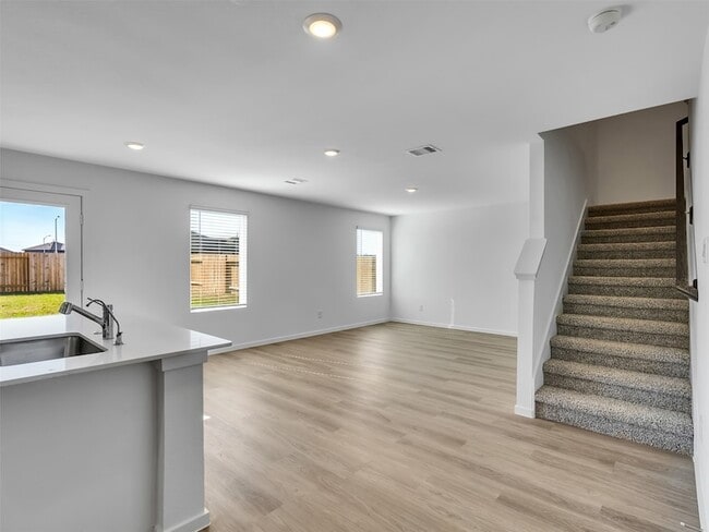 Photo - 18711 Sunset Horizon Dr