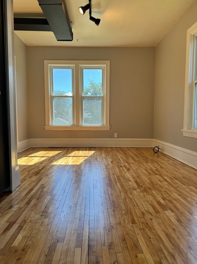 bedroom 1 - 1704 Tyler St NE Apartments Unit #2