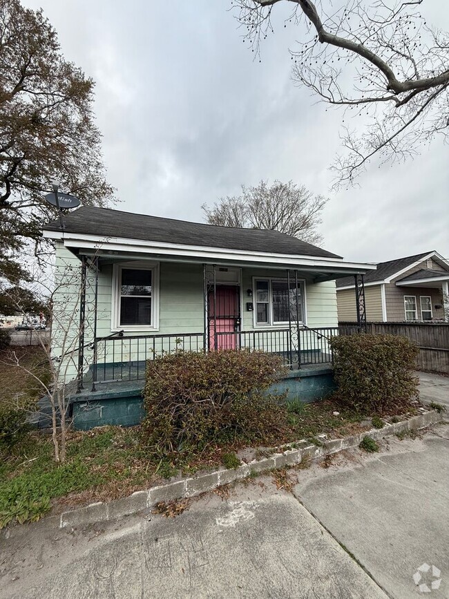 Building Photo - Downtown Bungalow Rental