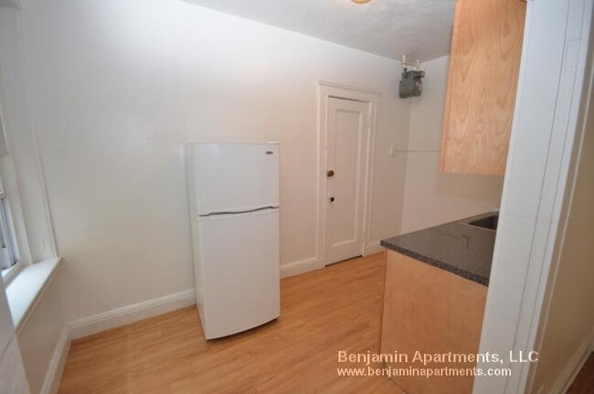 Photo - 109 Brainerd Rd Unidad 1