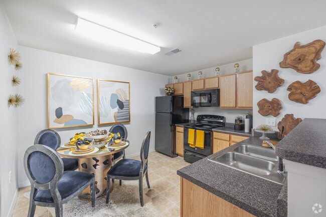 Building Photo - Cobblestone Village Rental