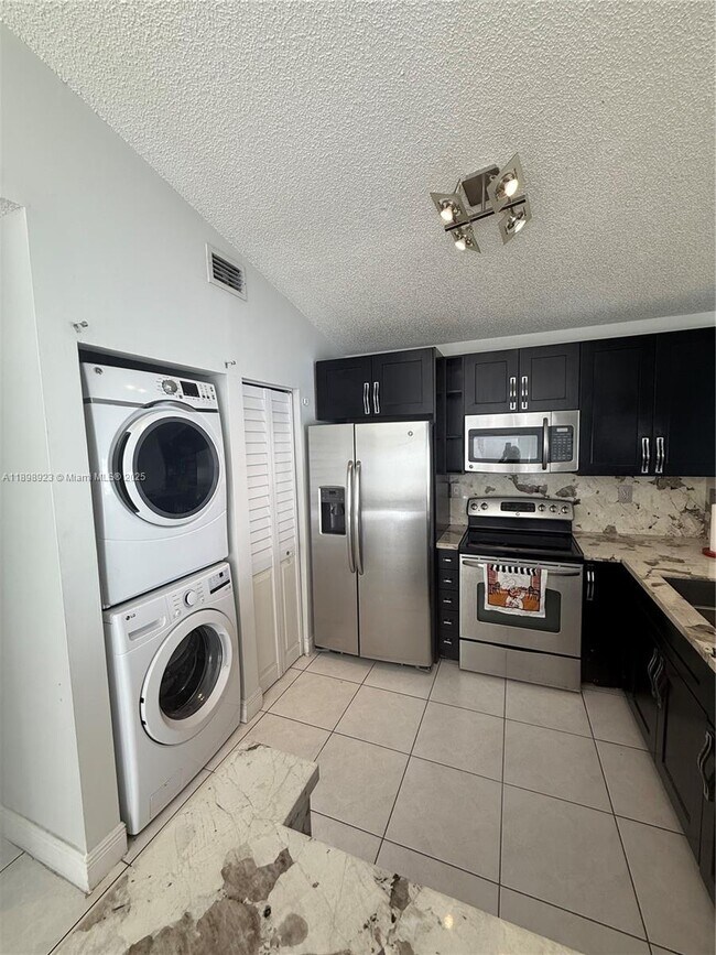 Photo - 17913 SW 145th Ave