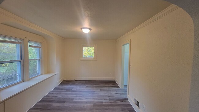 Photo - 955 Concord Ave