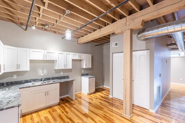 Photo - 116 N 4th St Unit 214