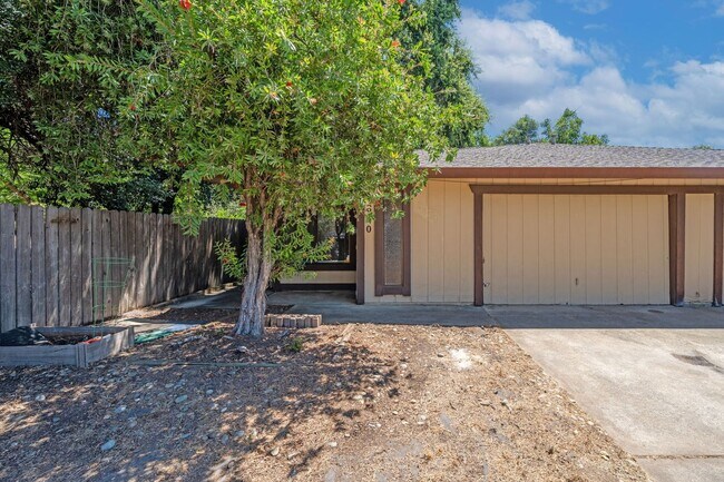 Photo - 4830 Suncrest Way