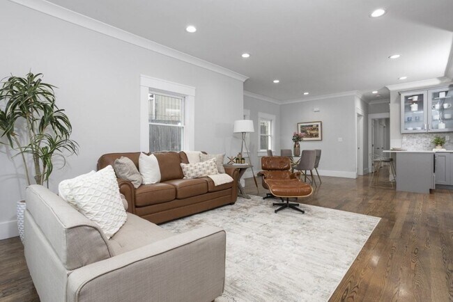 Photo - 10 Grant St Unit 1