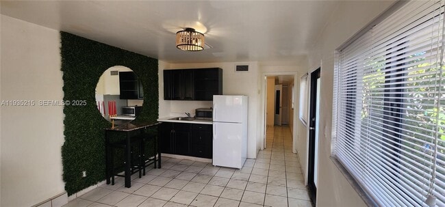 Photo - 6455 SW 33rd St Unidad Side