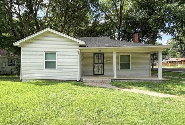 Building Photo - 3488 Powell Ave