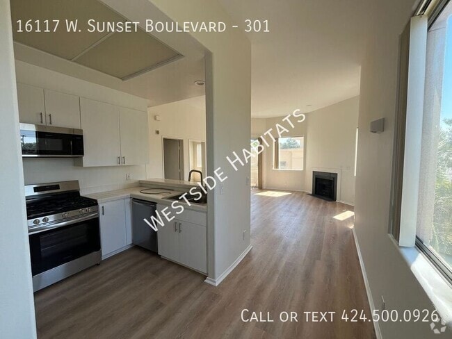 Building Photo - 16117 W Sunset Blvd Unit 301 Rental