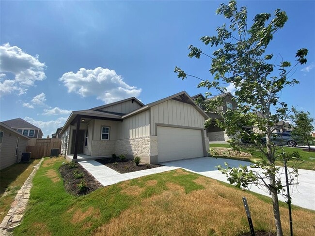Photo - 204 Nettletree Dr