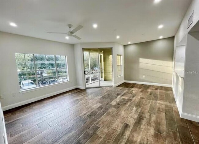 Photo - 5017 City St Unit 1923