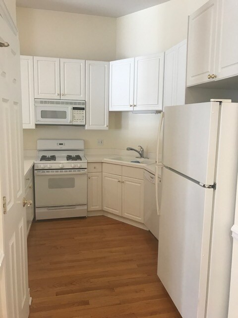 Photo - DEARBORN DISTRICT Unidad 4