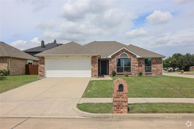 Building Photo - 2101 Oakridge Dr Rental