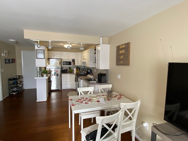 Photo - 400 Governors Dr Condo Unit 22