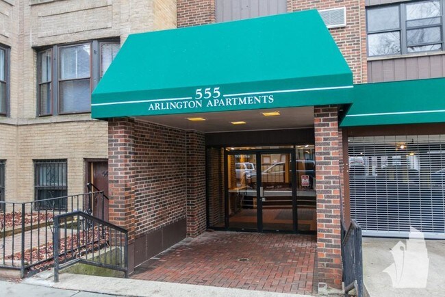 Photo - 555 W Arlington Pl Unit 307
