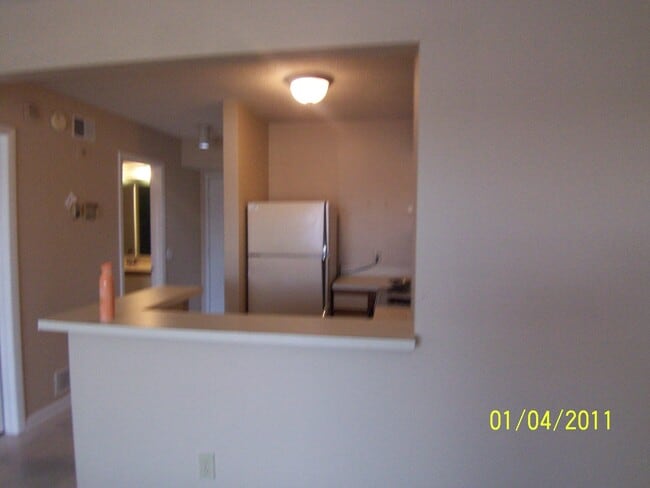 Photo - 1600 Park Cir