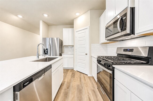 18539 Lndg Mdws Ln