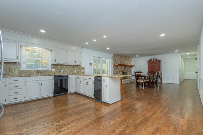 Photo - 1060 Kerner Rd