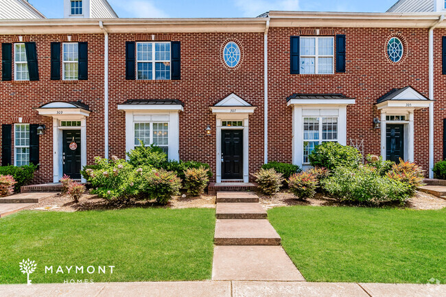 Building Photo - 3-Bedroom Charming Townhome
