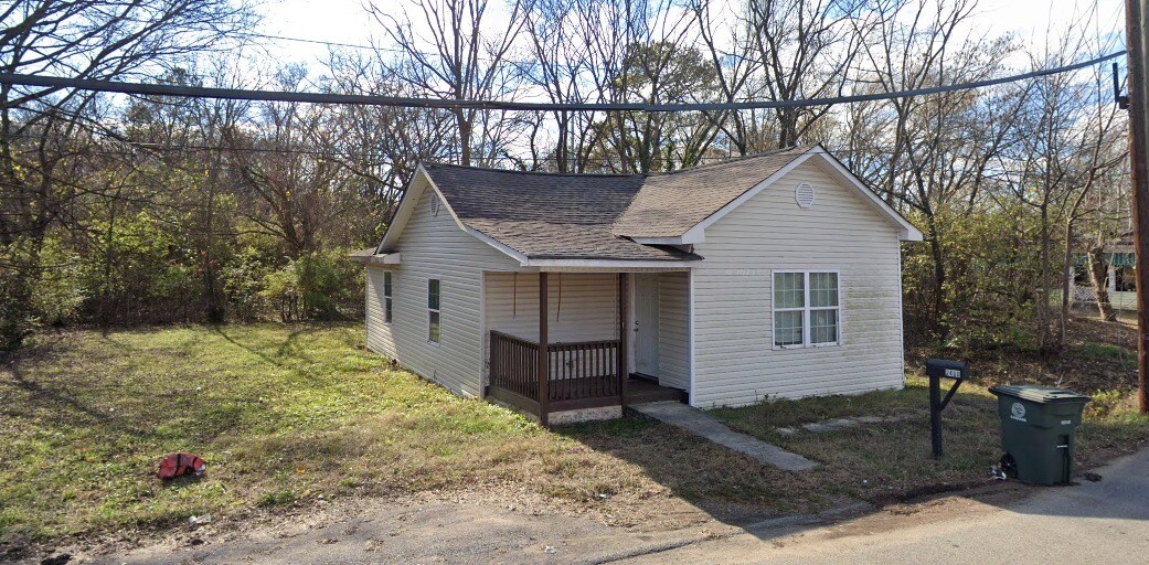 Photo - 2400 Crutchfield St
