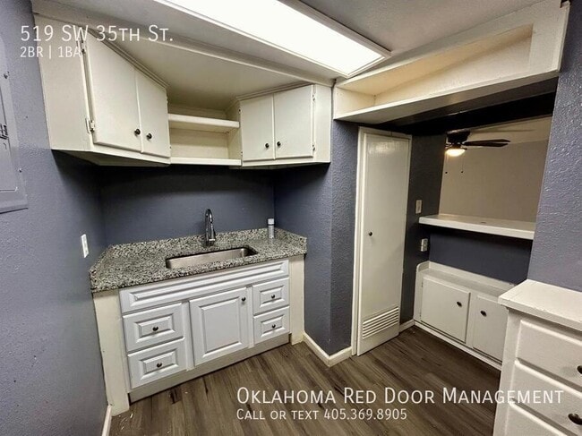 Photo - 519 SW 35th St