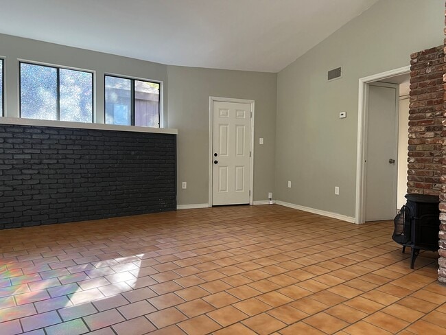 Photo - 400 Atkins Rd
