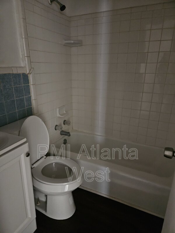 Photo - 509 Hwy 138 W