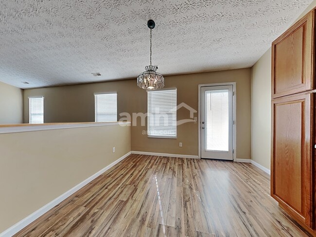 Photo - 2855 Greystoke Dr