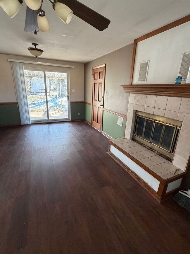 Photo - Awesome Three Bedroom/Two Bath Home In Rona Hills/Fairborn