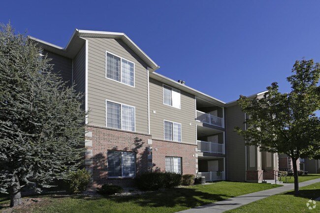 Canyon Park Apartments For Rent in Sandy, UT