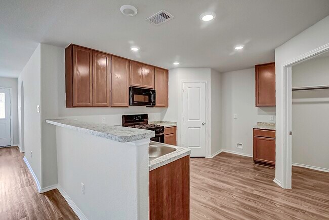 Photo - 14468 Conifer Dr