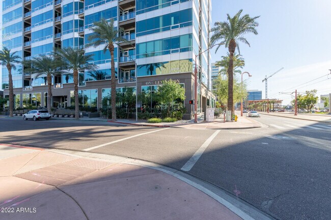 Photo - 1 E Lexington Ave Unit 1507