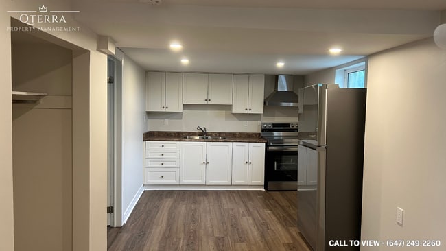 Building Photo - 433 Crerar Av Unit 2-433 Crerar Ave. Oshawa,